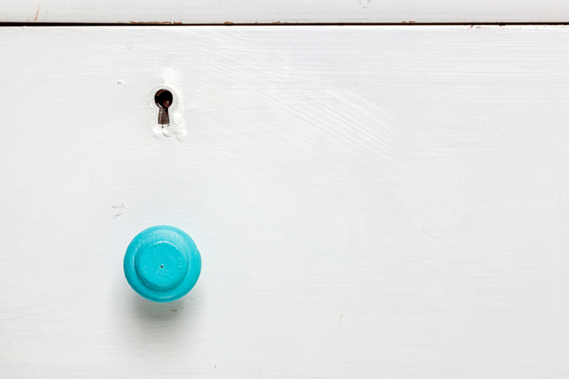 The Essential Guide to Tackling Hoarder Clutter